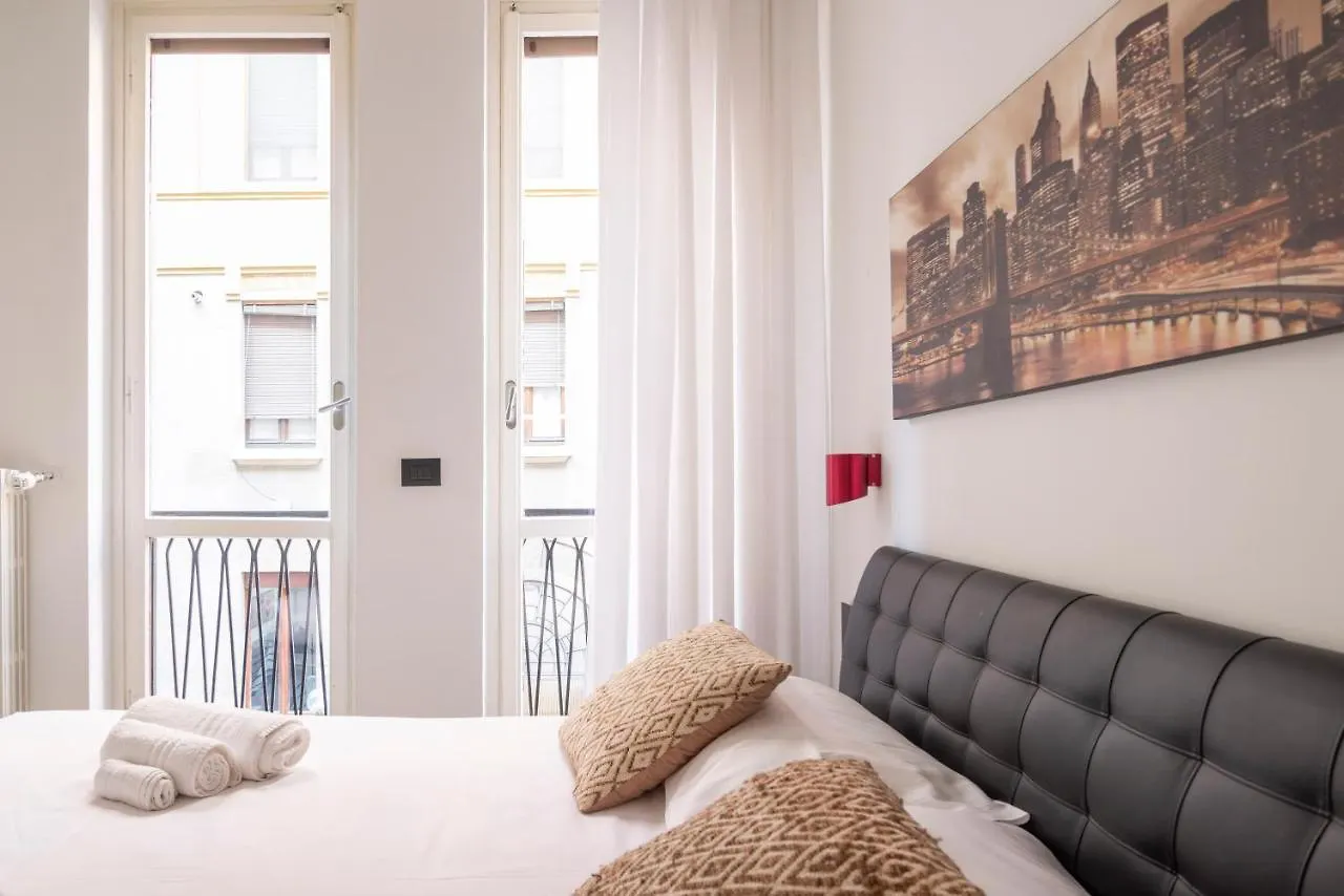 Milano Groovy Apartment, Bilocale Centro Milano 0*, Milan Italy