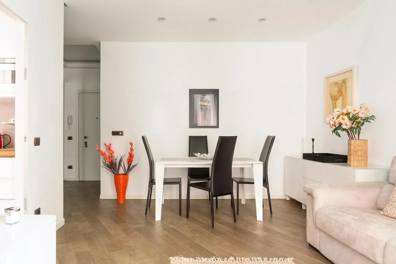 Milano Groovy Apartment, Bilocale Centro Milano 0*, Milan